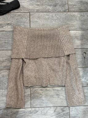 Off-Shoulder Knit Sweater in Light Taupe